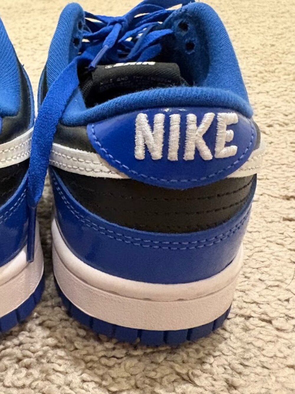 Nike Low Top Sneakers – Blue/Black/White